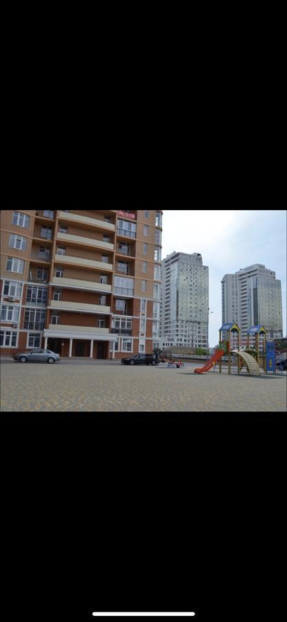 Apartment In Arсadia 2 Bedrooms Odessa Exterior foto